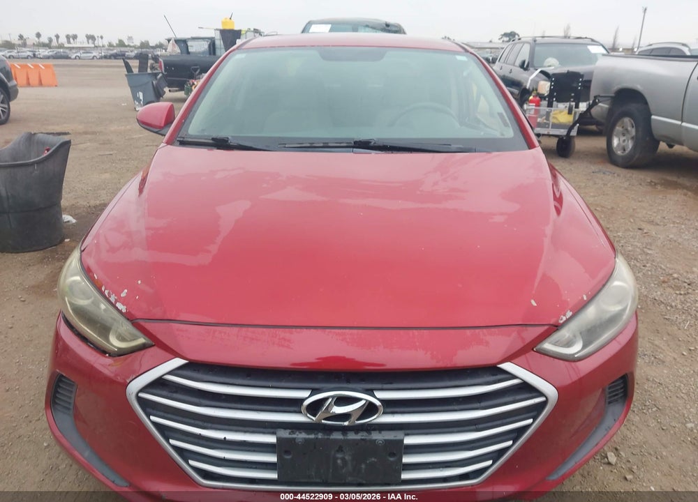 2017 HYUNDAI ELANTRA VIN: KMHD84LF3HU417615