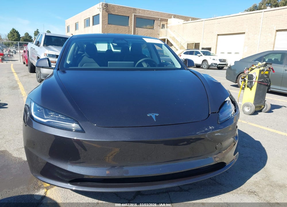 2025 TESLA MODEL 3 LONG RANGE REAR-WHEEL DRIVE/STANDARD REAR-WHEEL DRIVE VIN: 5YJ3E1EA3SF072160
