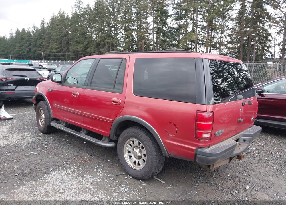 2001 FORD EXPEDITION XLT VIN: 1FMPU16L11LA84206