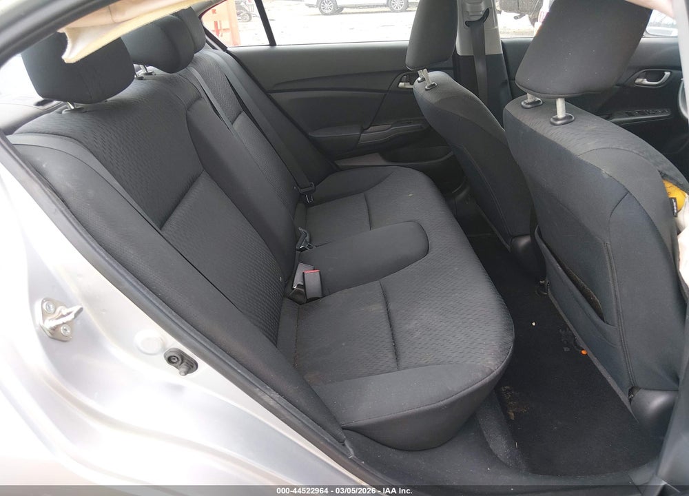 2015 HONDA CIVIC LX VIN: 19XFB2F59FE021769