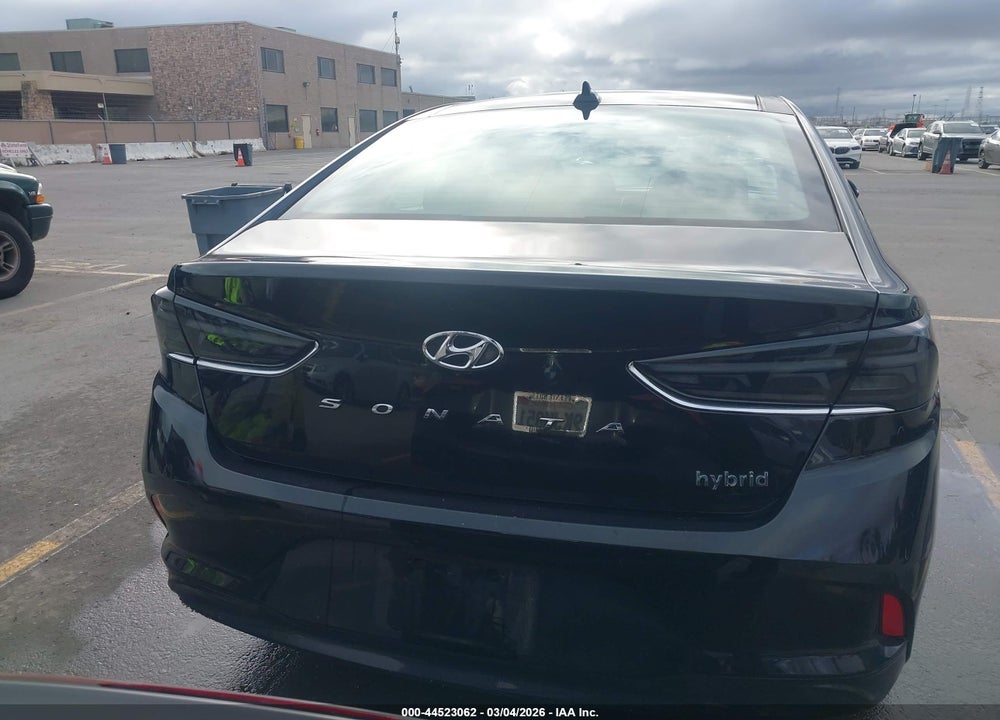 2019 HYUNDAI SONATA HYBRID LIMITED VIN: KMHE34L34KA092636
