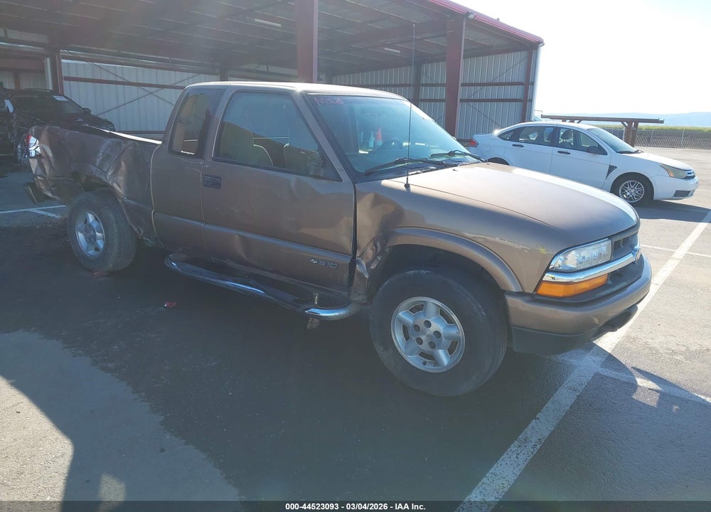 2002 CHEVROLET S-10 LS VIN: 1GCDT19W628240308