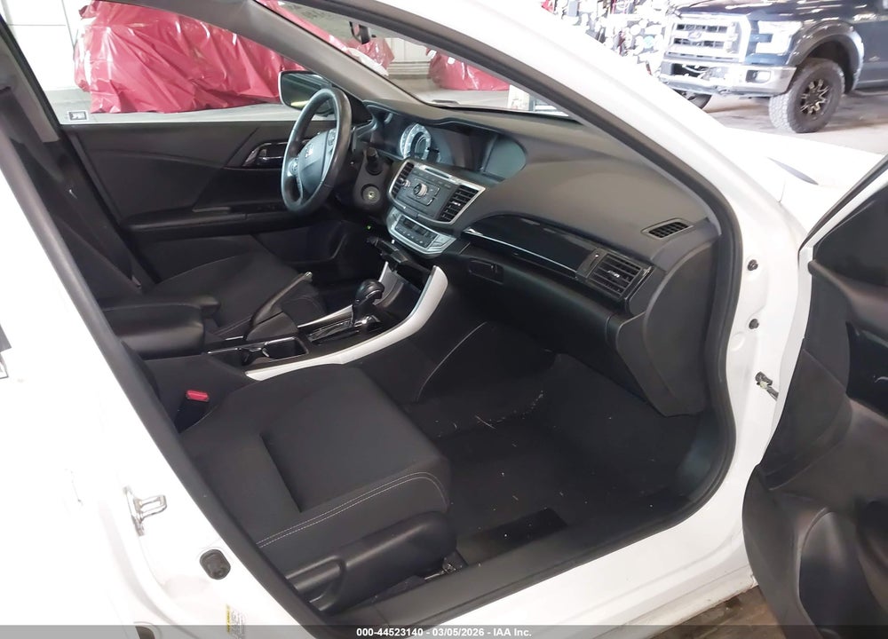2015 HONDA ACCORD SPORT VIN: 1HGCR2F52FA050193