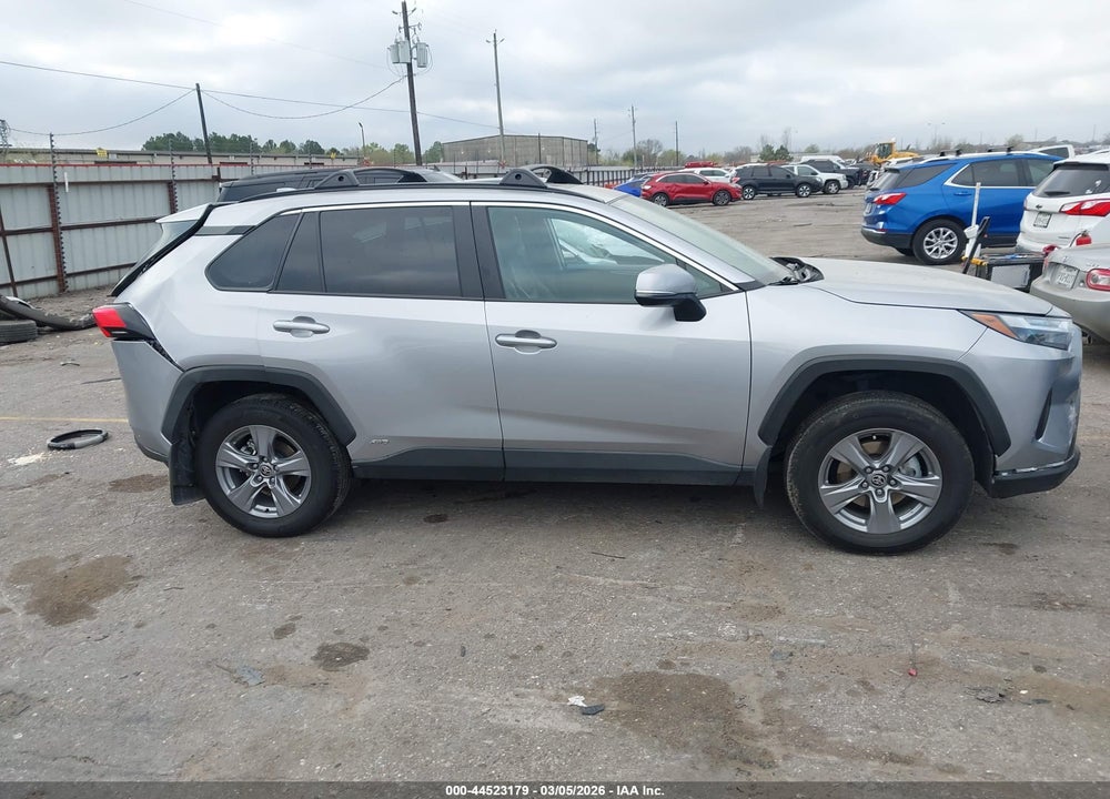 2022 TOYOTA RAV4 HYBRID XLE VIN: 4T3RWRFV7NU062740