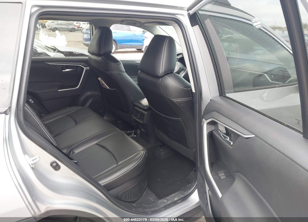 2022 TOYOTA RAV4 HYBRID XLE VIN: 4T3RWRFV7NU062740