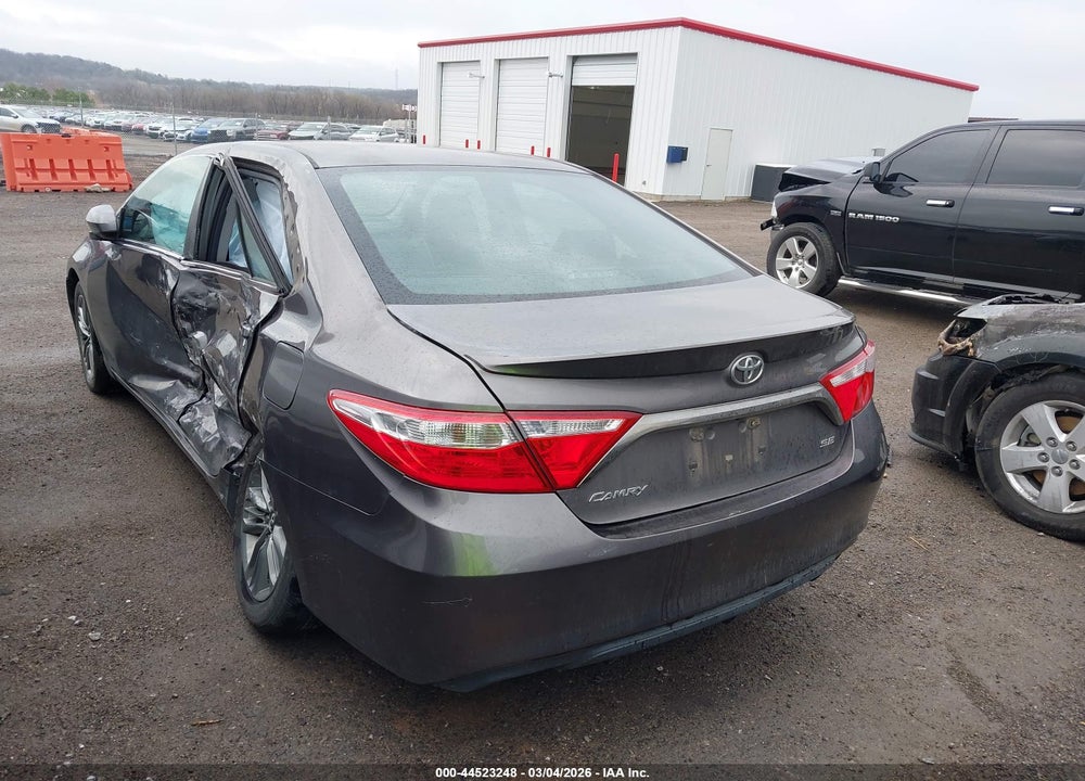 2017 TOYOTA CAMRY SE VIN: 4T1BF1FK5HU395590