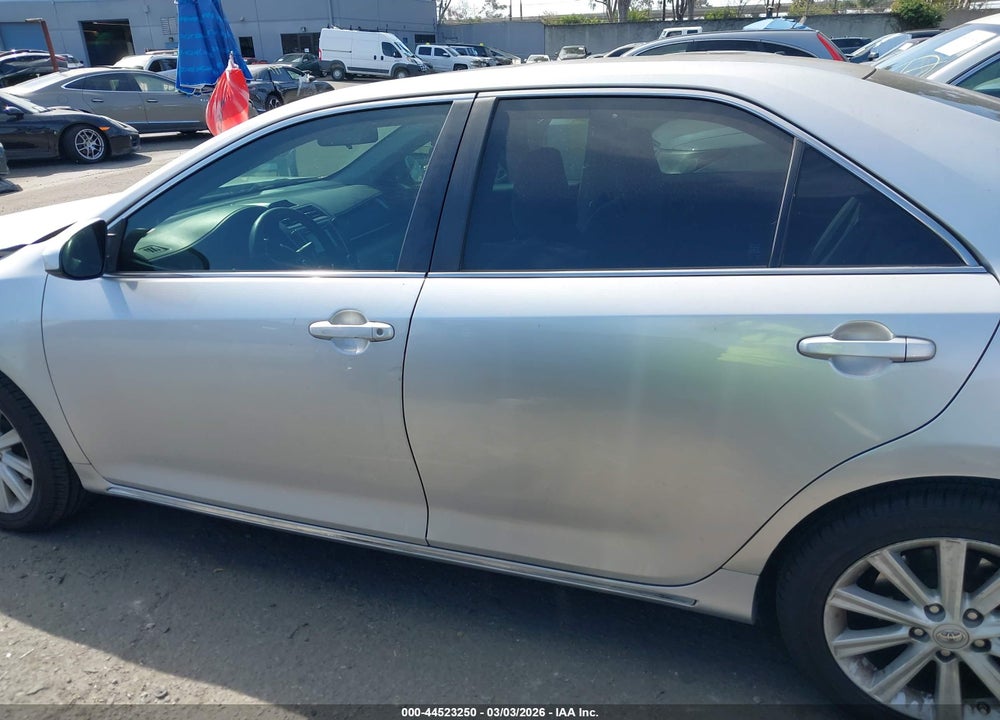 2013 TOYOTA CAMRY XLE VIN: 4T4BF1FK6DR302222