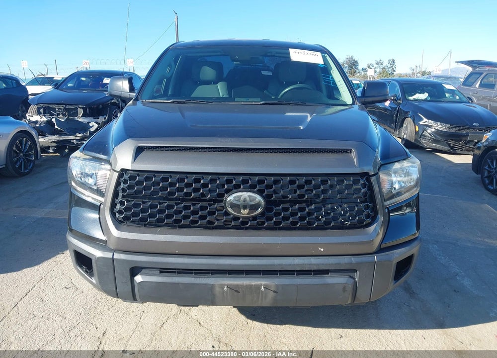 2018 TOYOTA TUNDRA SR 4.6L V8 VIN: 5TFRM5F15JX132589