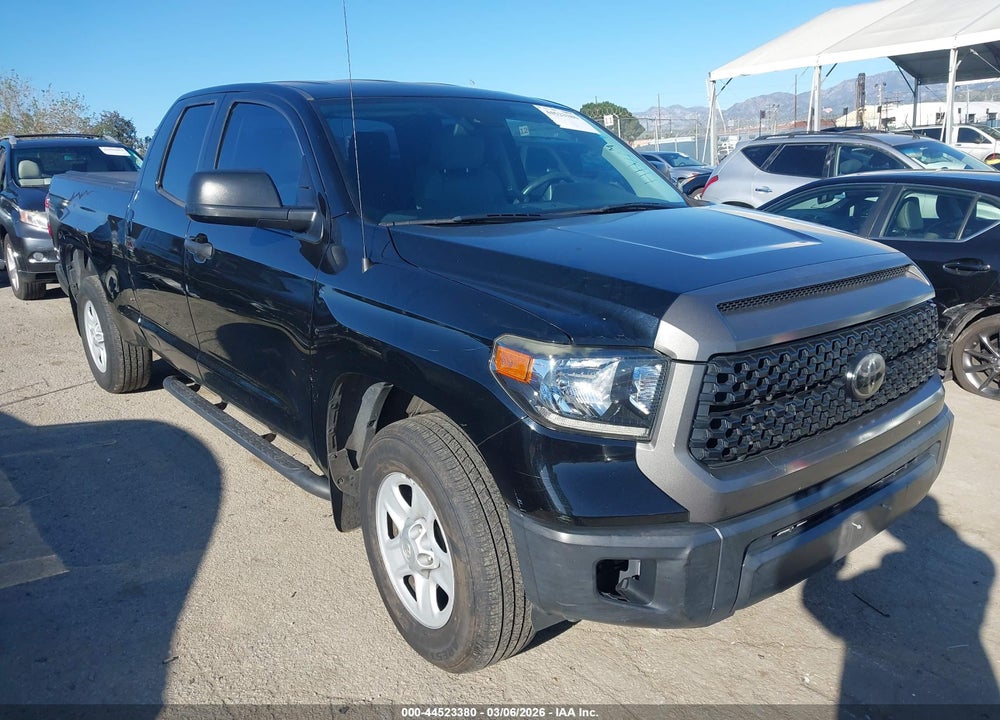 2018 TOYOTA TUNDRA SR 4.6L V8 VIN: 5TFRM5F15JX132589