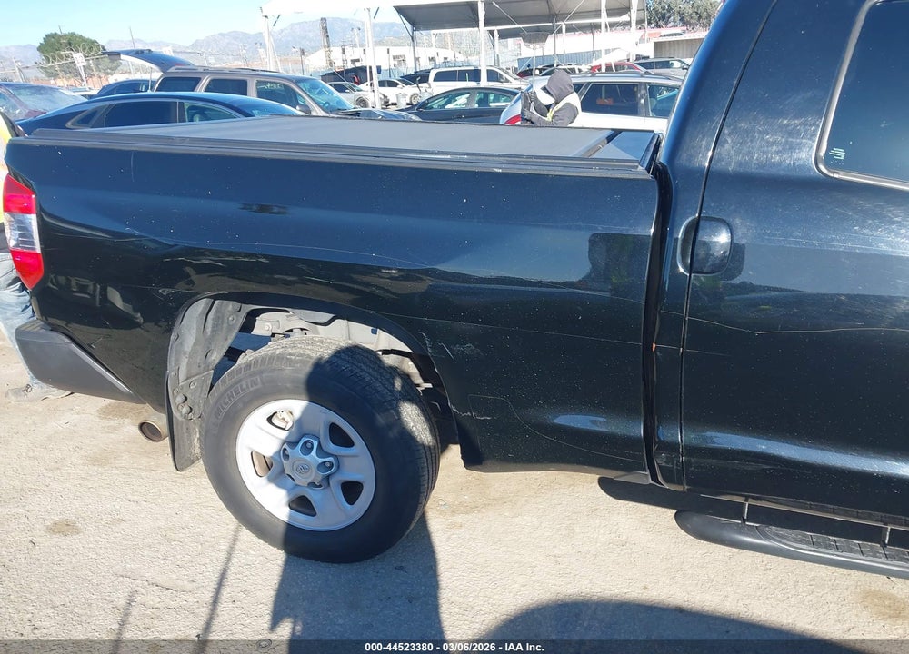2018 TOYOTA TUNDRA SR 4.6L V8 VIN: 5TFRM5F15JX132589