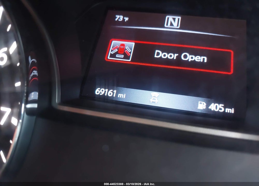 2019 NISSAN PATHFINDER S VIN: 5N1DR2MN0KC606825