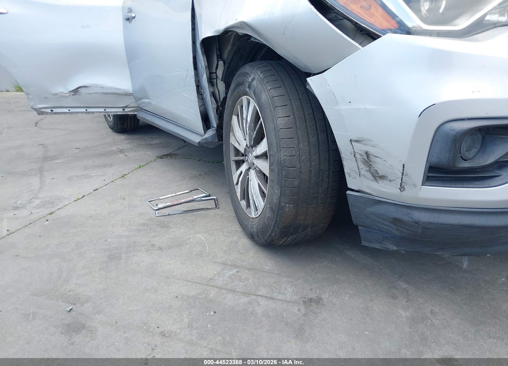 2019 NISSAN PATHFINDER S VIN: 5N1DR2MN0KC606825