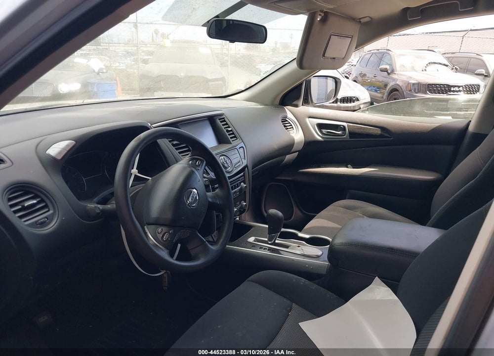 2019 NISSAN PATHFINDER S VIN: 5N1DR2MN0KC606825