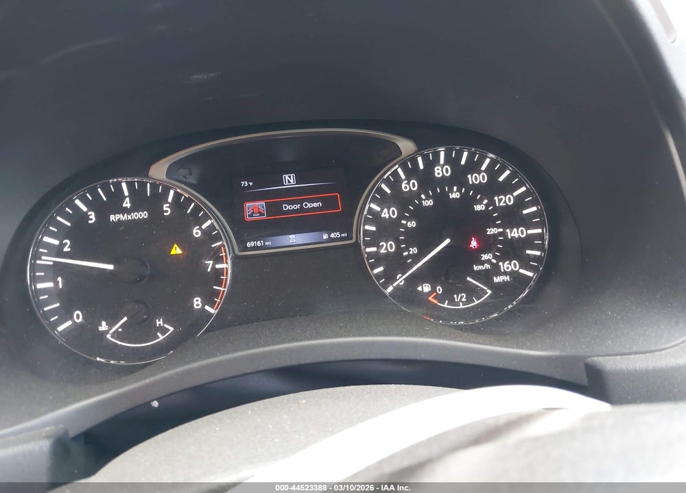 2019 NISSAN PATHFINDER S VIN: 5N1DR2MN0KC606825