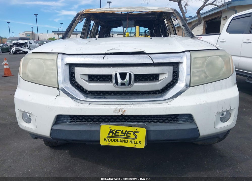 2010 HONDA PILOT TOURING VIN: 5FNYF3H92AB012675