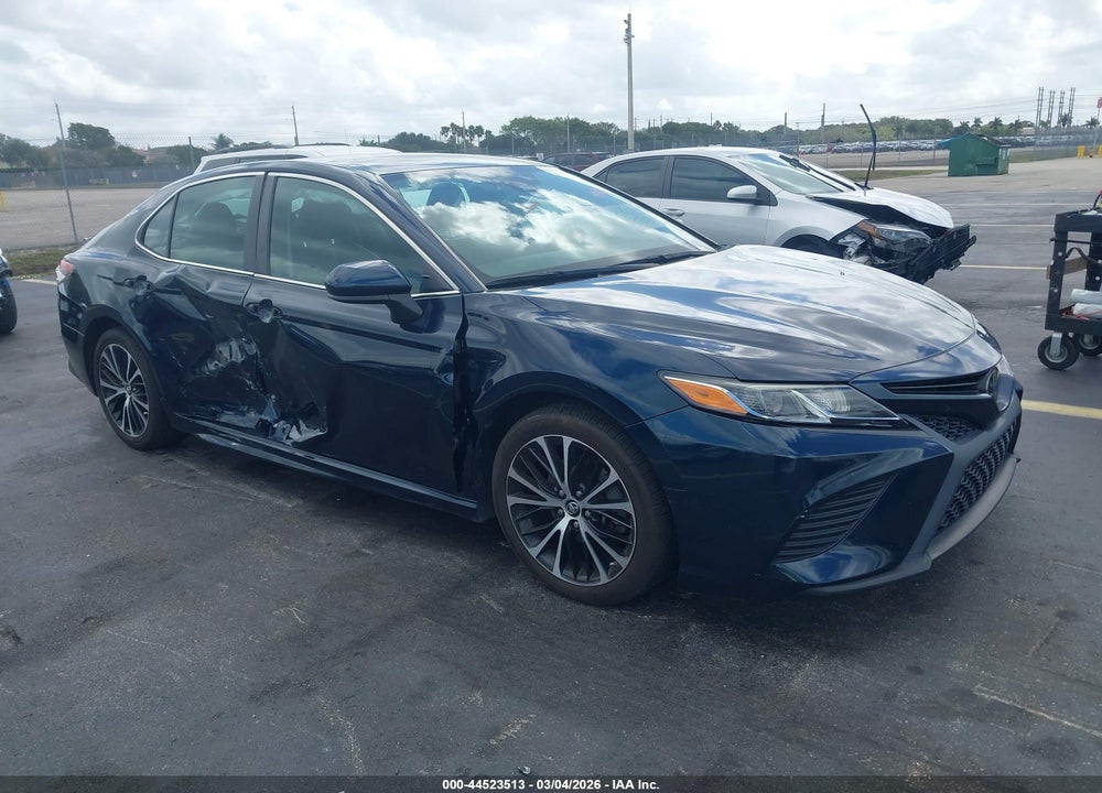 2019 TOYOTA CAMRY SE VIN: 4T1B11HK8KU687883