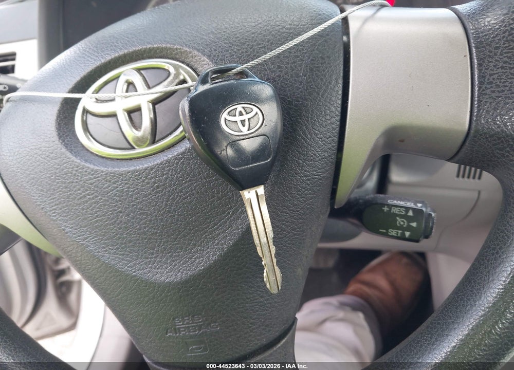 2011 TOYOTA COROLLA LE VIN: 2T1BU4EEXBC737742