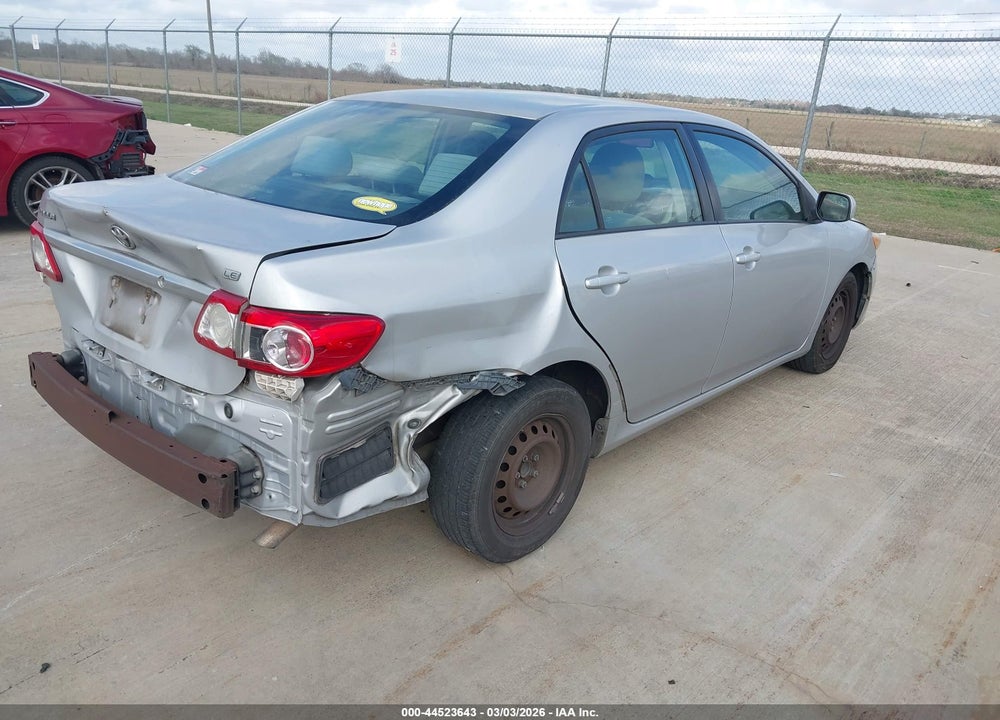 2011 TOYOTA COROLLA LE VIN: 2T1BU4EEXBC737742