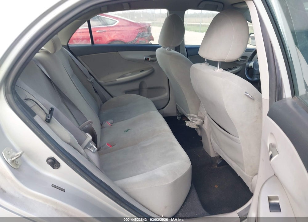 2011 TOYOTA COROLLA LE VIN: 2T1BU4EEXBC737742