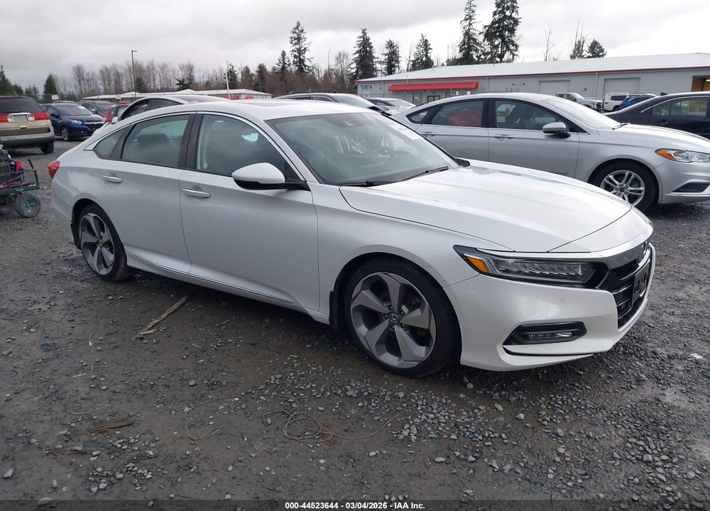 2018 HONDA ACCORD TOURING 2.0T VIN: 1HGCV2F99JA036394