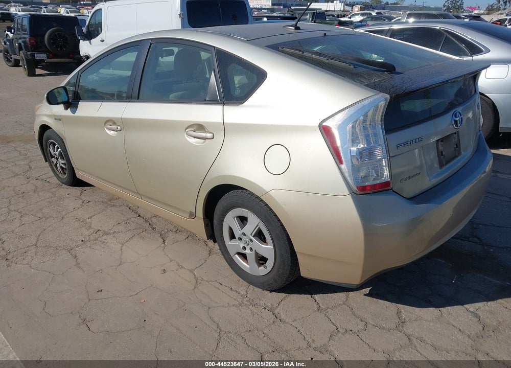 2011 TOYOTA PRIUS TWO VIN: JTDKN3DU9B0282103