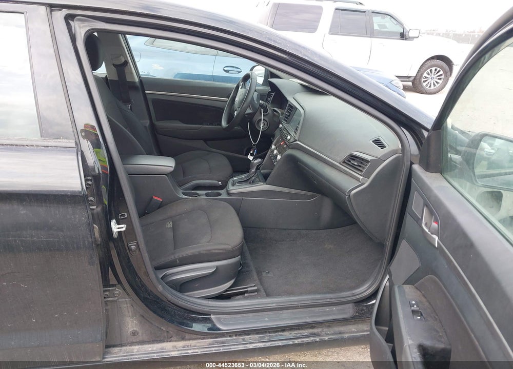 2020 HYUNDAI ELANTRA SEL VIN: 5NPD84LFXLH558916