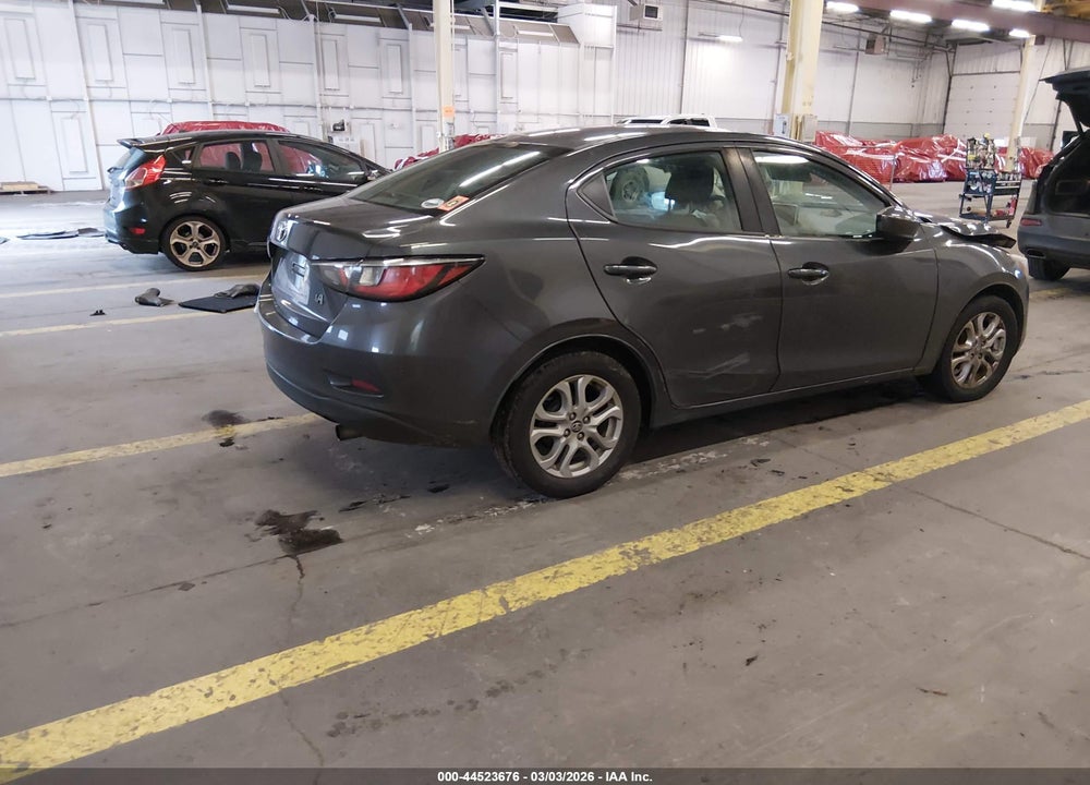 2017 TOYOTA YARIS IA VIN: 3MYDLBYV0HY160564