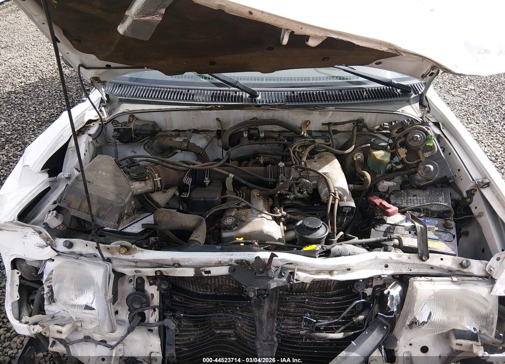2000 TOYOTA TACOMA VIN: 5TEVL52N7YZ715176