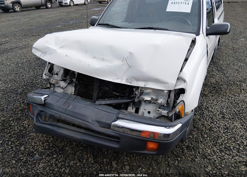 2000 TOYOTA TACOMA VIN: 5TEVL52N7YZ715176
