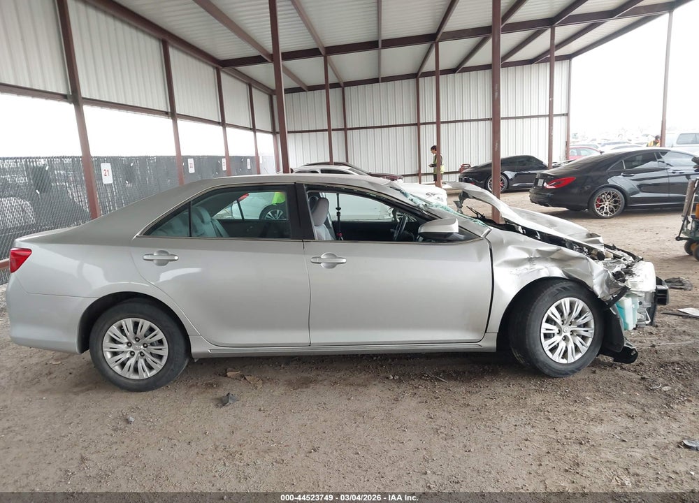 2014 TOYOTA CAMRY LE VIN: 4T4BF1FK0ER398737