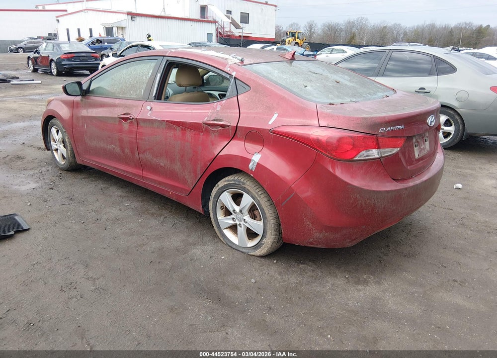 2013 HYUNDAI ELANTRA GLS VIN: 5NPDH4AE8DH232639