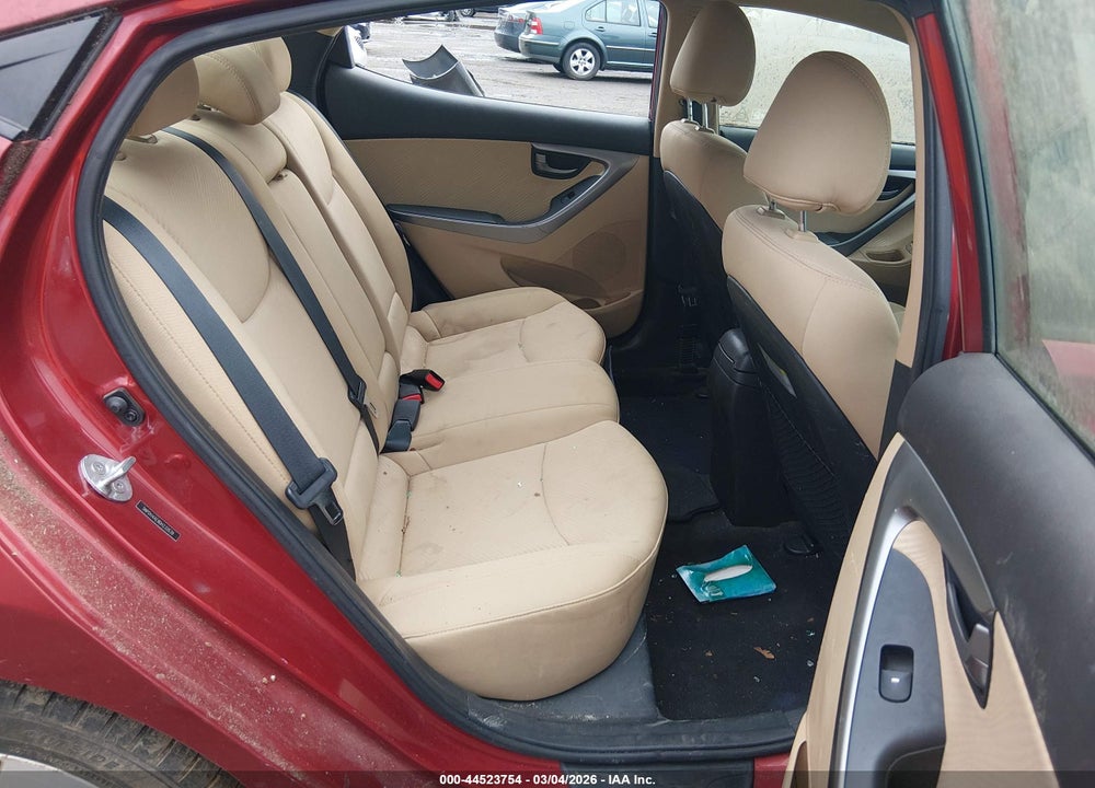 2013 HYUNDAI ELANTRA GLS VIN: 5NPDH4AE8DH232639