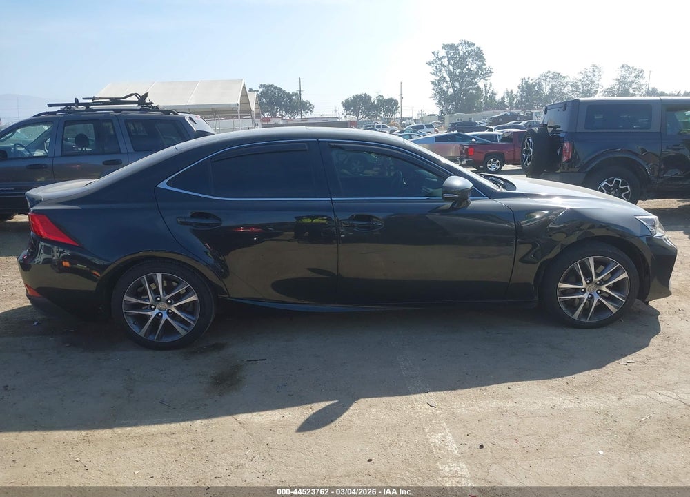 2018 LEXUS IS 300 VIN: JTHBA1D22J5075731