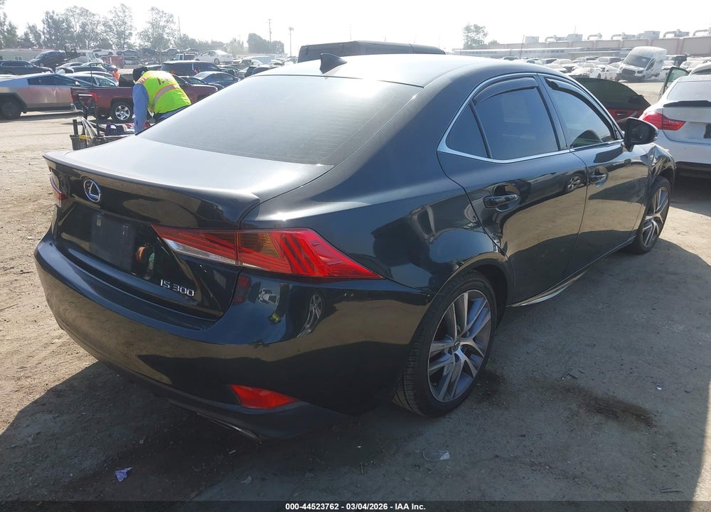 2018 LEXUS IS 300 VIN: JTHBA1D22J5075731
