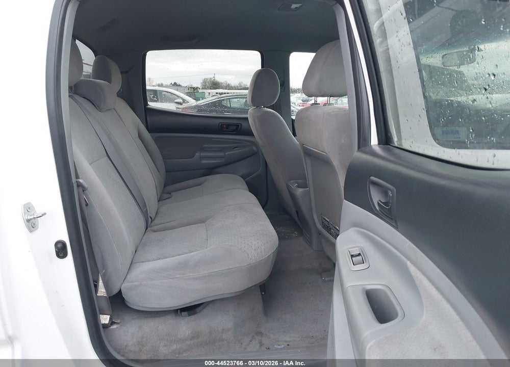 2007 TOYOTA TACOMA PRERUNNER V6 VIN: 5TEKU72N27Z335771