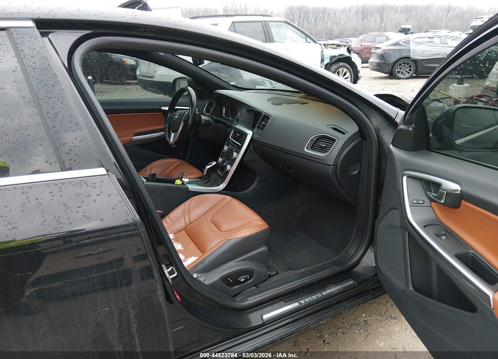 2015 VOLVO S60 T5 PLATINUM VIN: YV126MFM8F1342060