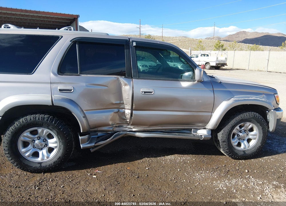 2002 TOYOTA 4RUNNER SR5 V6 VIN: JT3HN86R820377434