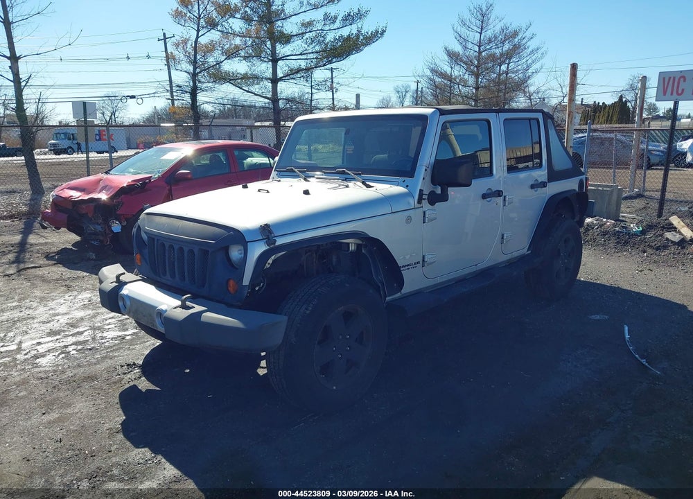 2010 JEEP WRANGLER UNLIMITED SAHARA VIN: 1J4BA5H10AL110072