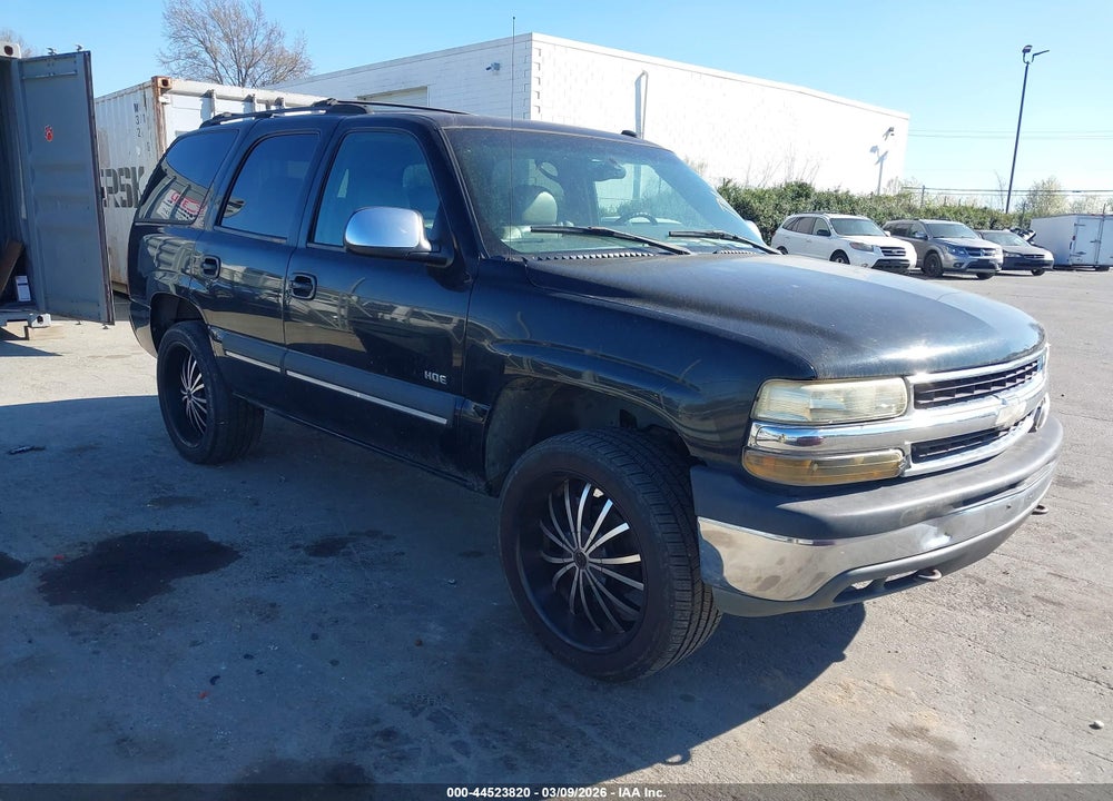 2002 CHEVROLET TAHOE LT VIN: 1GNEK13Z62R281839