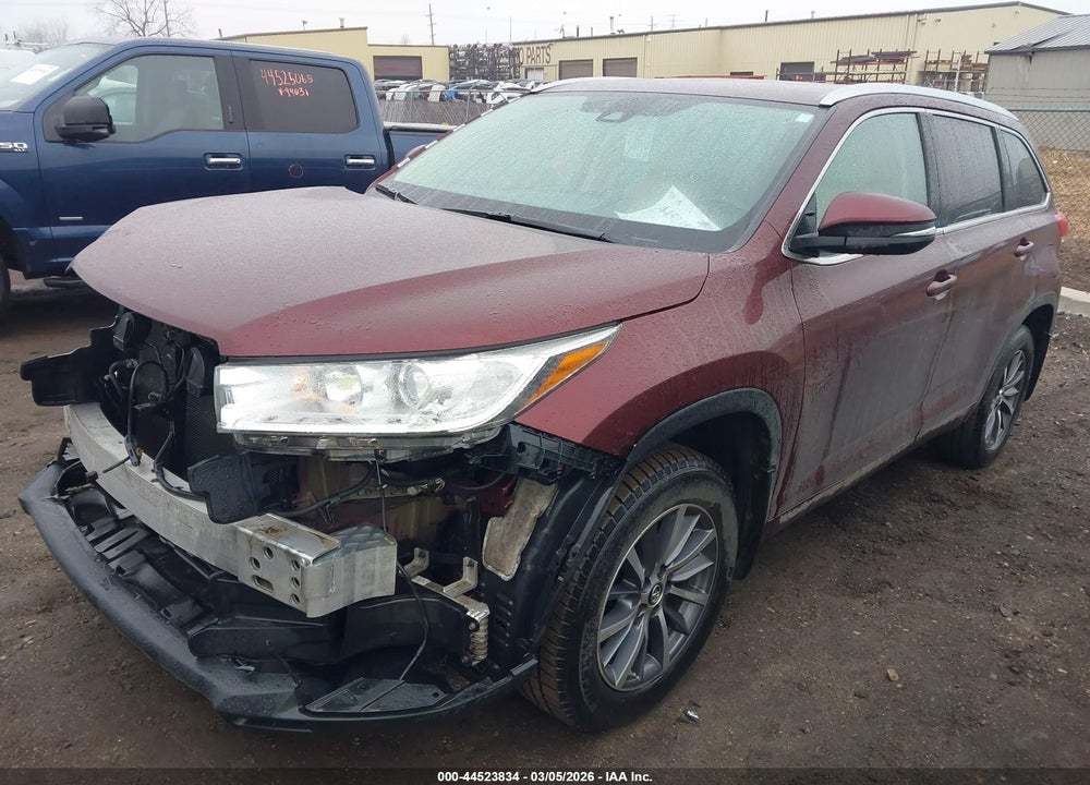 2017 TOYOTA HIGHLANDER XLE VIN: 5TDJZRFH6HS471736