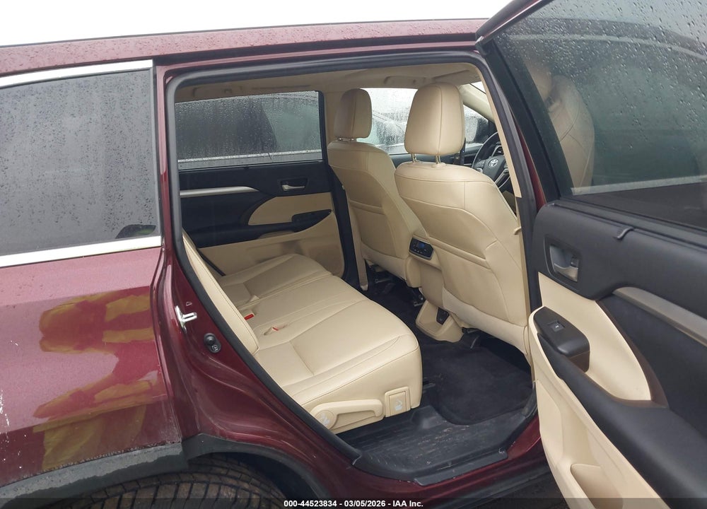 2017 TOYOTA HIGHLANDER XLE VIN: 5TDJZRFH6HS471736