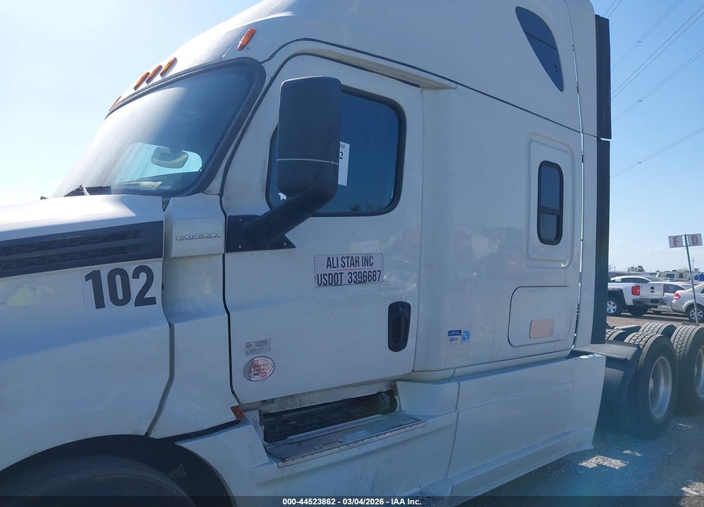 2019 FREIGHTLINER NEW CASCADIA 126 VIN: 3AKJHHDR2KSKJ5205