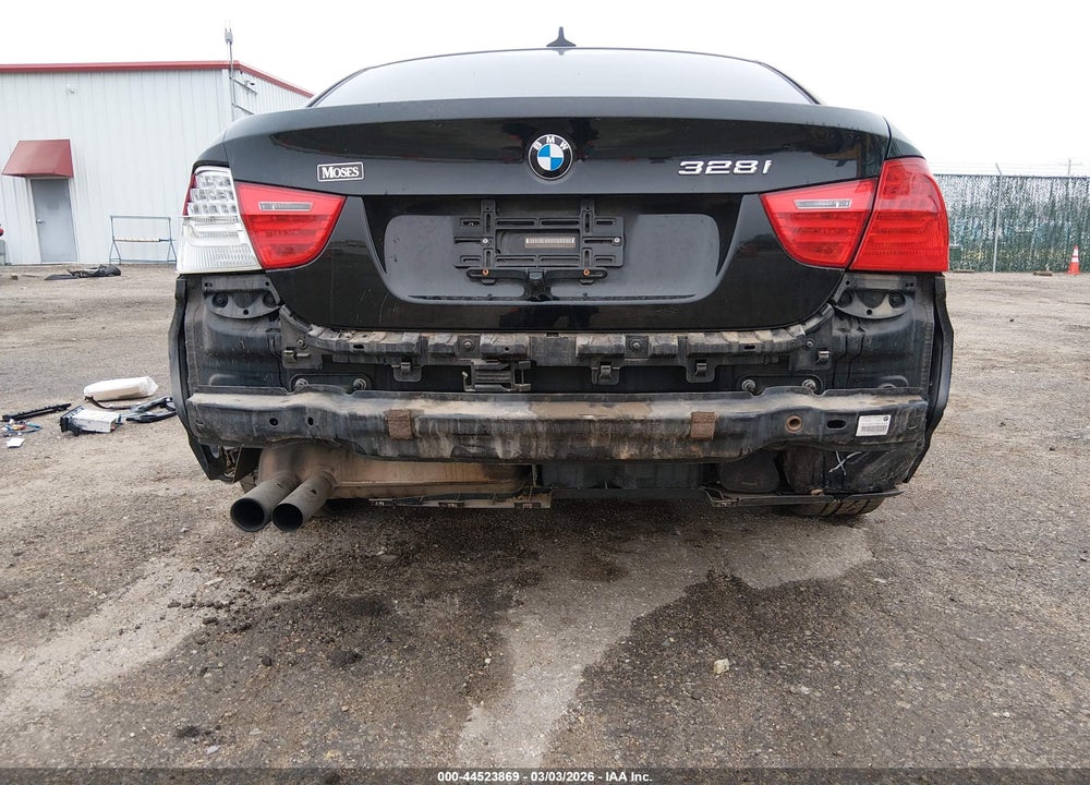 2011 BMW 328I XDRIVE VIN: WBAPK7C59BA969962