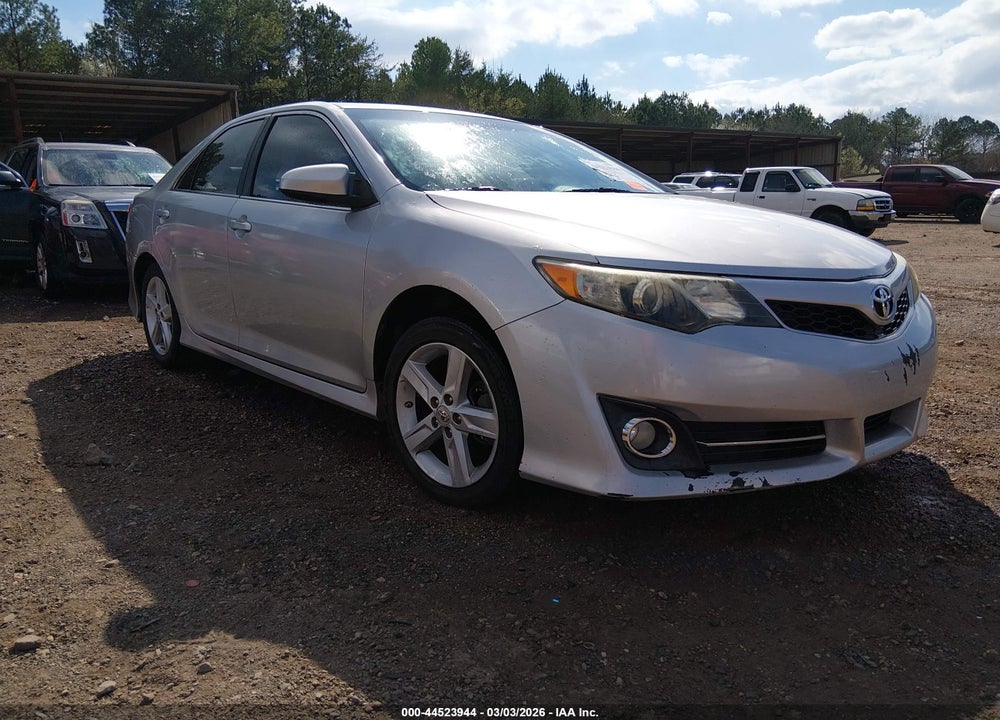 2012 TOYOTA CAMRY SE VIN: 4T1BF1FK1CU022460