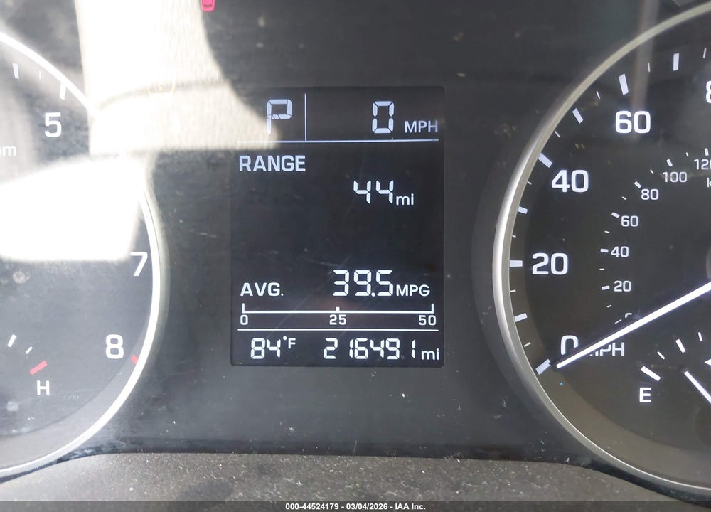 2017 HYUNDAI ELANTRA SE VIN: KMHD74LF3HU394274