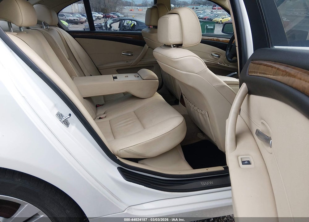 2010 BMW 528I XDRIVE VIN: WBANV1C55AC157248