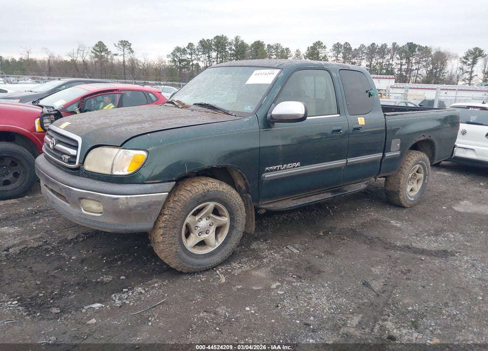 2000 TOYOTA TUNDRA SR5 V8 VIN: 5TBBT4415YS067690