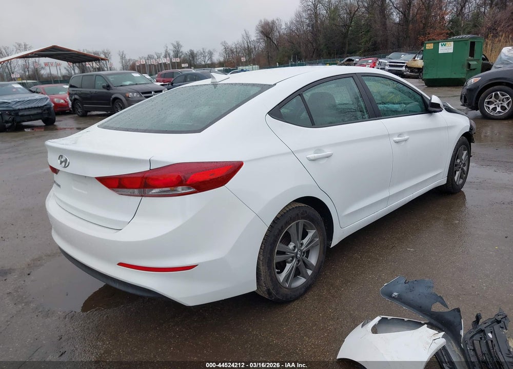 2017 HYUNDAI ELANTRA SE VIN: 5NPD84LF6HH052149