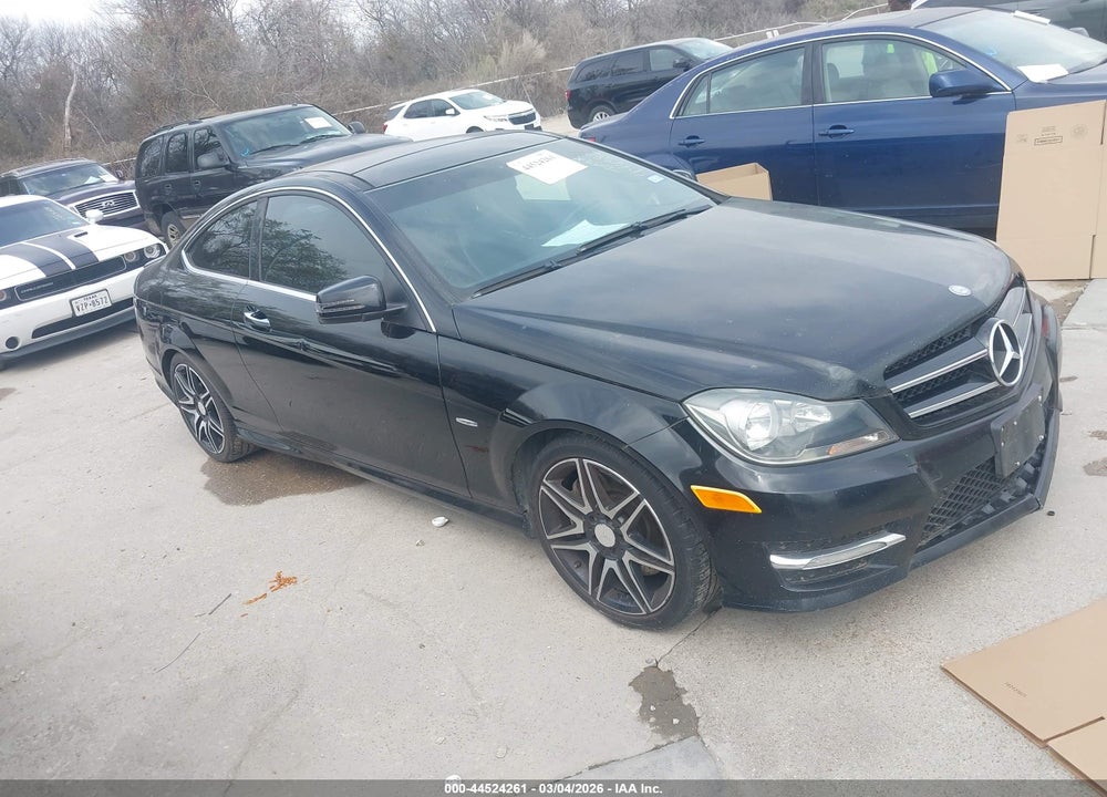 2013 MERCEDES-BENZ C 250 VIN: WDDGJ4HB0DF944382