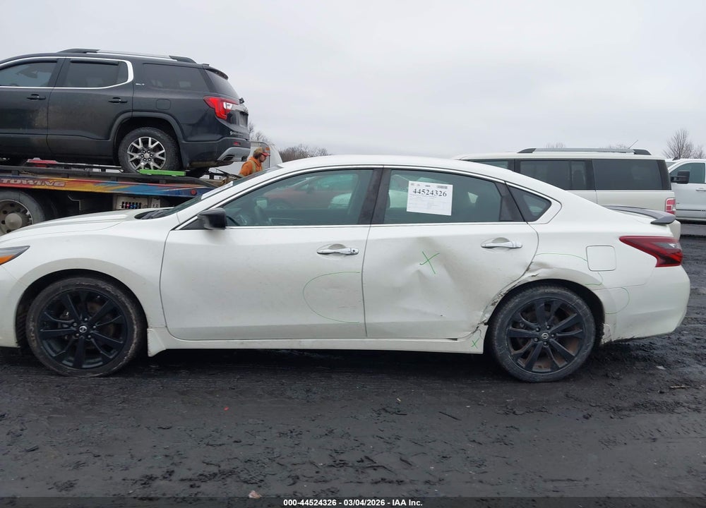 2017 NISSAN ALTIMA 2.5 SR VIN: 1N4AL3AP5HC270043
